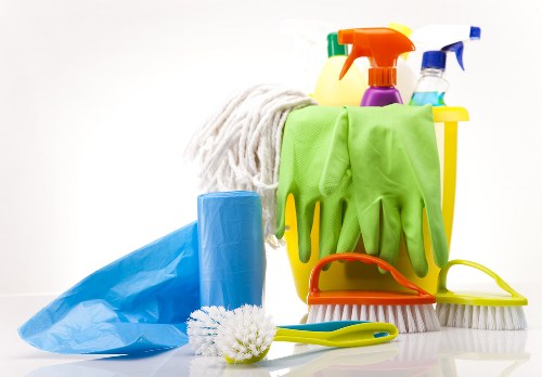 Plaistow carpet cleaners restoring a living room carpet